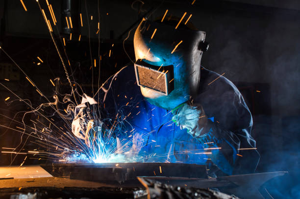 Best Marine and Shipbuilding Welding in Mantachie, MS